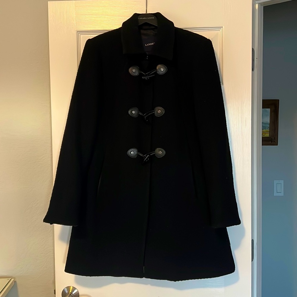 Lands End black wool pea coat with toggle buttons. Size 12.